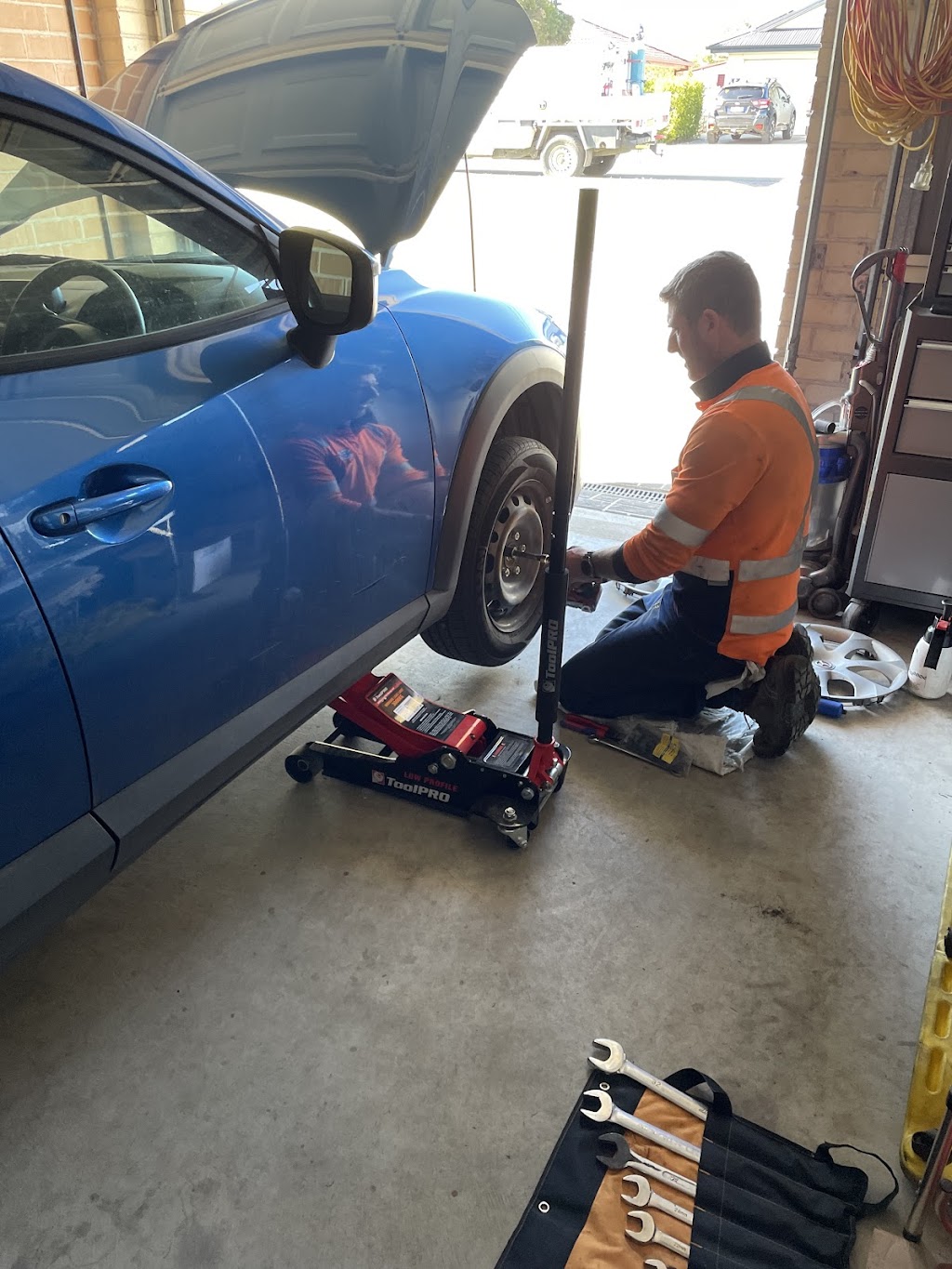 J & J Mechanical Maintenance & Repairs | car repair | Centre St, Greta NSW 2334, Australia | 0431345090 OR +61 431 345 090