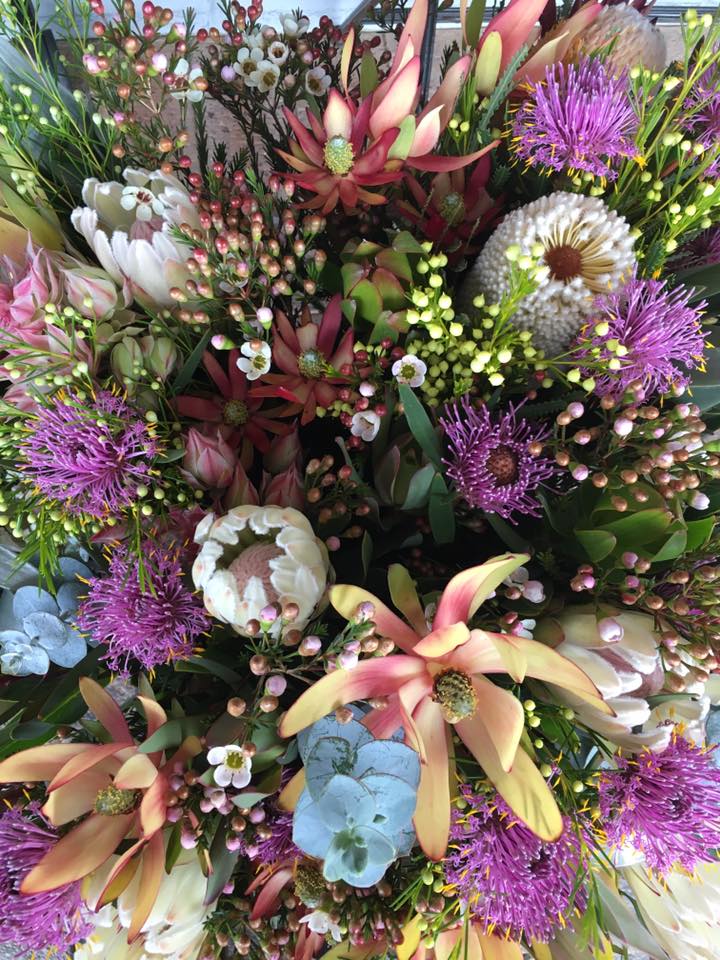 Flowers of Leeming | florist | Leeming Forum Shopping Centre, 8/55 Farrington Road, Leeming WA 6149, Australia | 0893324424 OR +61 8 9332 4424