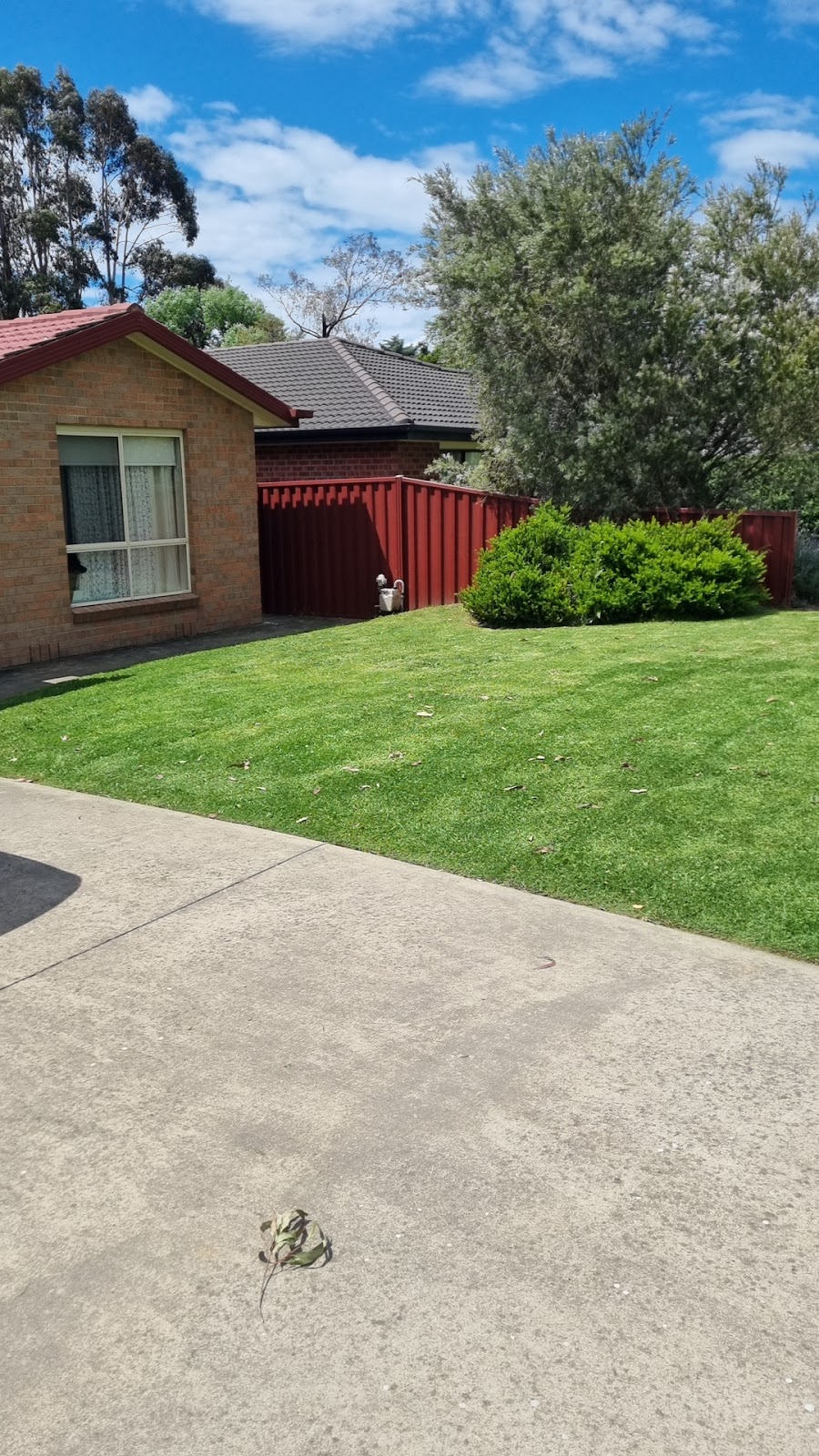 Harpers Mowing | 118 Eleven Mile Rd, Sarsfield VIC 3875, Australia | Phone: 0431 792 541