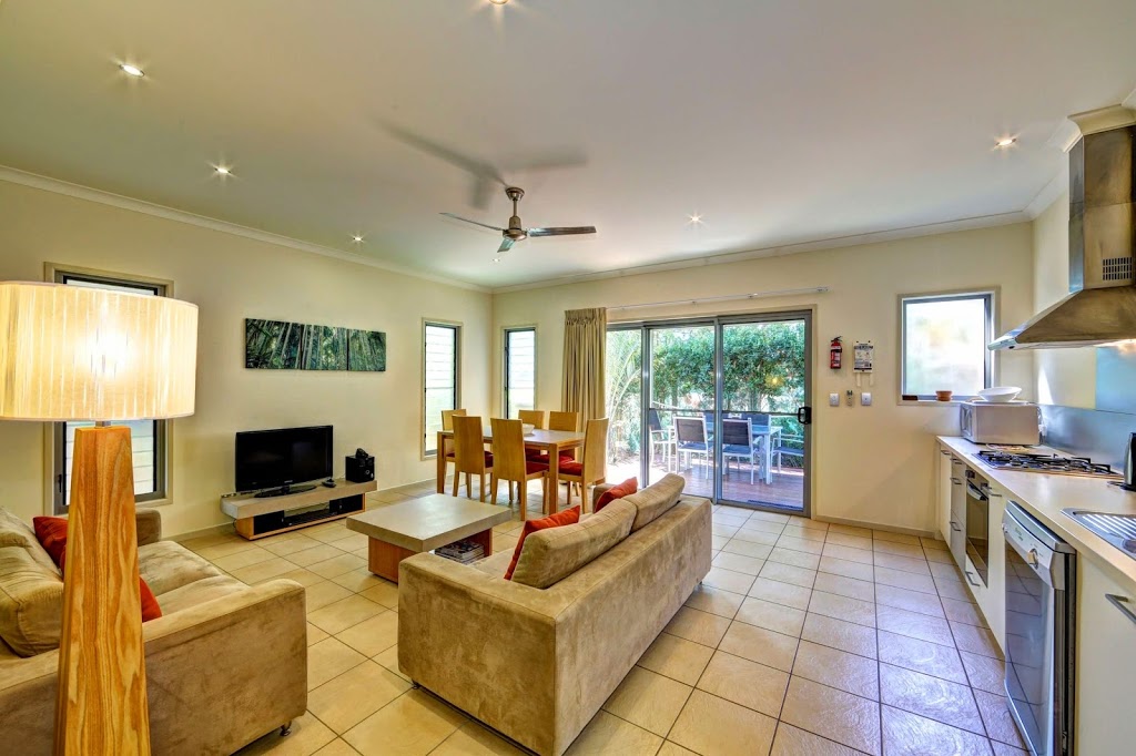 Woodgate Beach Houses | lodging | 151-152, Esplanade, Woodgate QLD 4660, Australia | 0741265441 OR +61 7 4126 5441