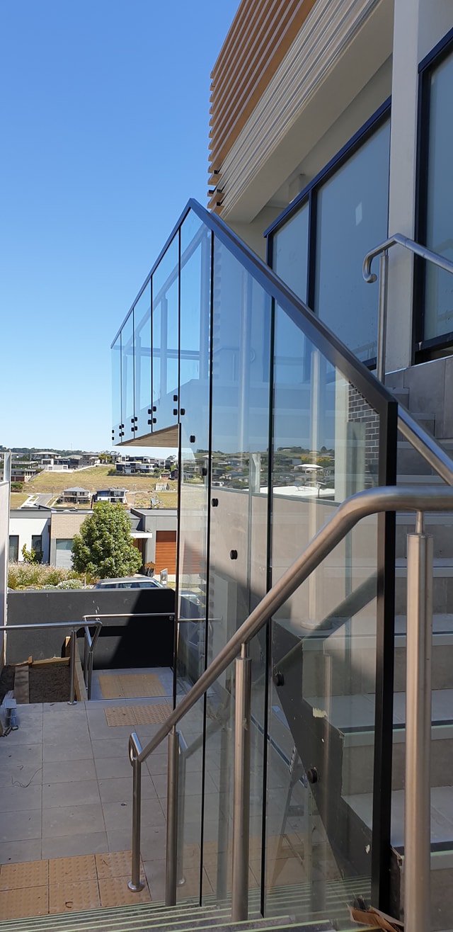 Taranto Windows And Glass | 6 Nellbern Rd, Moorabbin VIC 3189, Australia | Phone: (03) 9532 0555