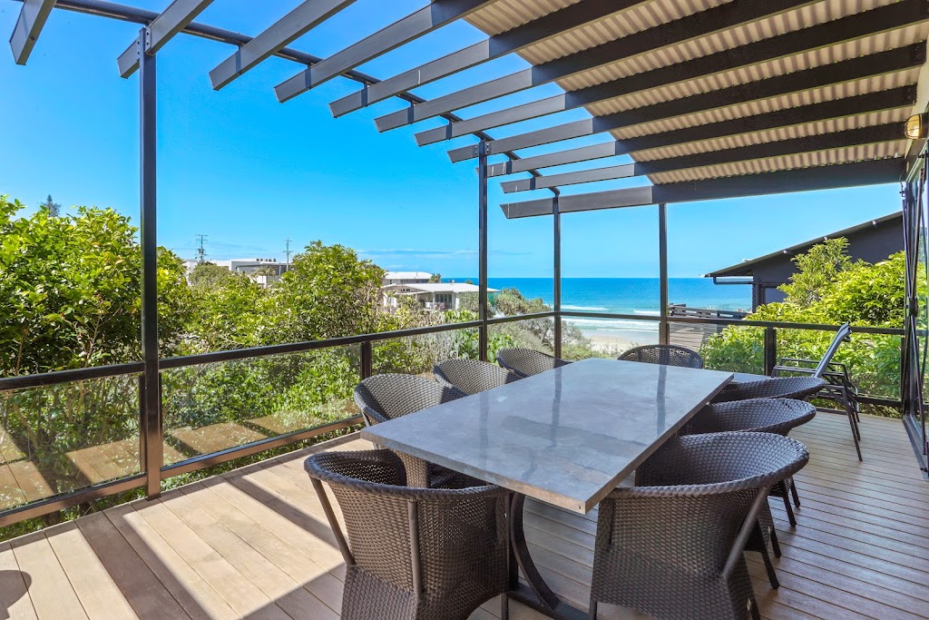 38 Arakoon Crescent - Noosa Luxury Holidays | lodging | 38 Arakoon Cres, Sunshine Beach QLD 4567, Australia | 0754480458 OR +61 7 5448 0458