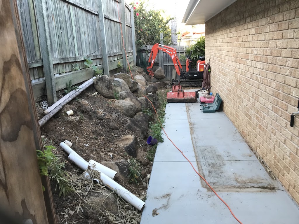 Brisbane mini excavations | general contractor | Bluewing Ct, Greenbank QLD 4124, Australia | 0409000275 OR +61 409 000 275