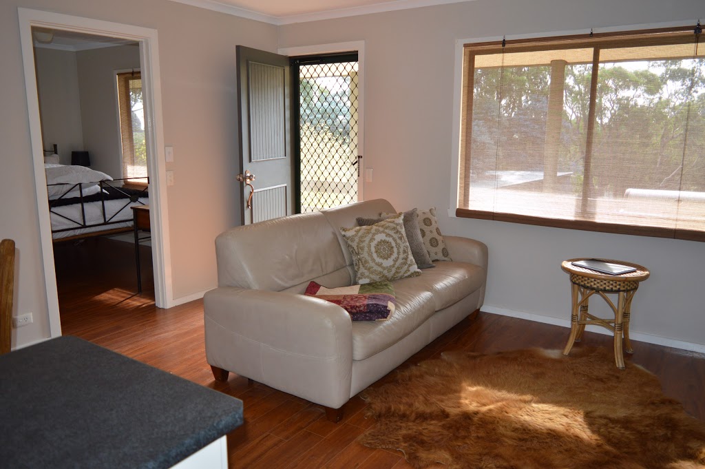 Lusatia Cottage | lodging | 15 Owens Rd, Woori Yallock VIC 3139, Australia | 0413690054 OR +61 413 690 054