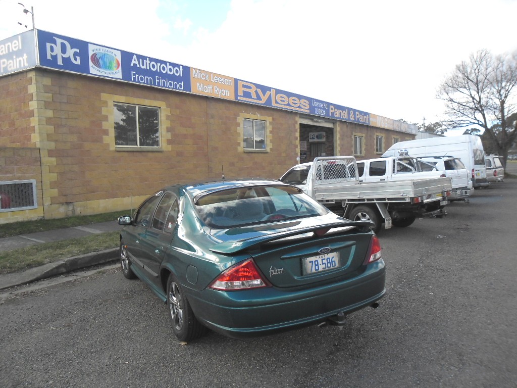 W&G Smash Repairs | car repair | 3 Wilmot St, Goulburn NSW 2580, Australia | 0248214521 OR +61 2 4821 4521