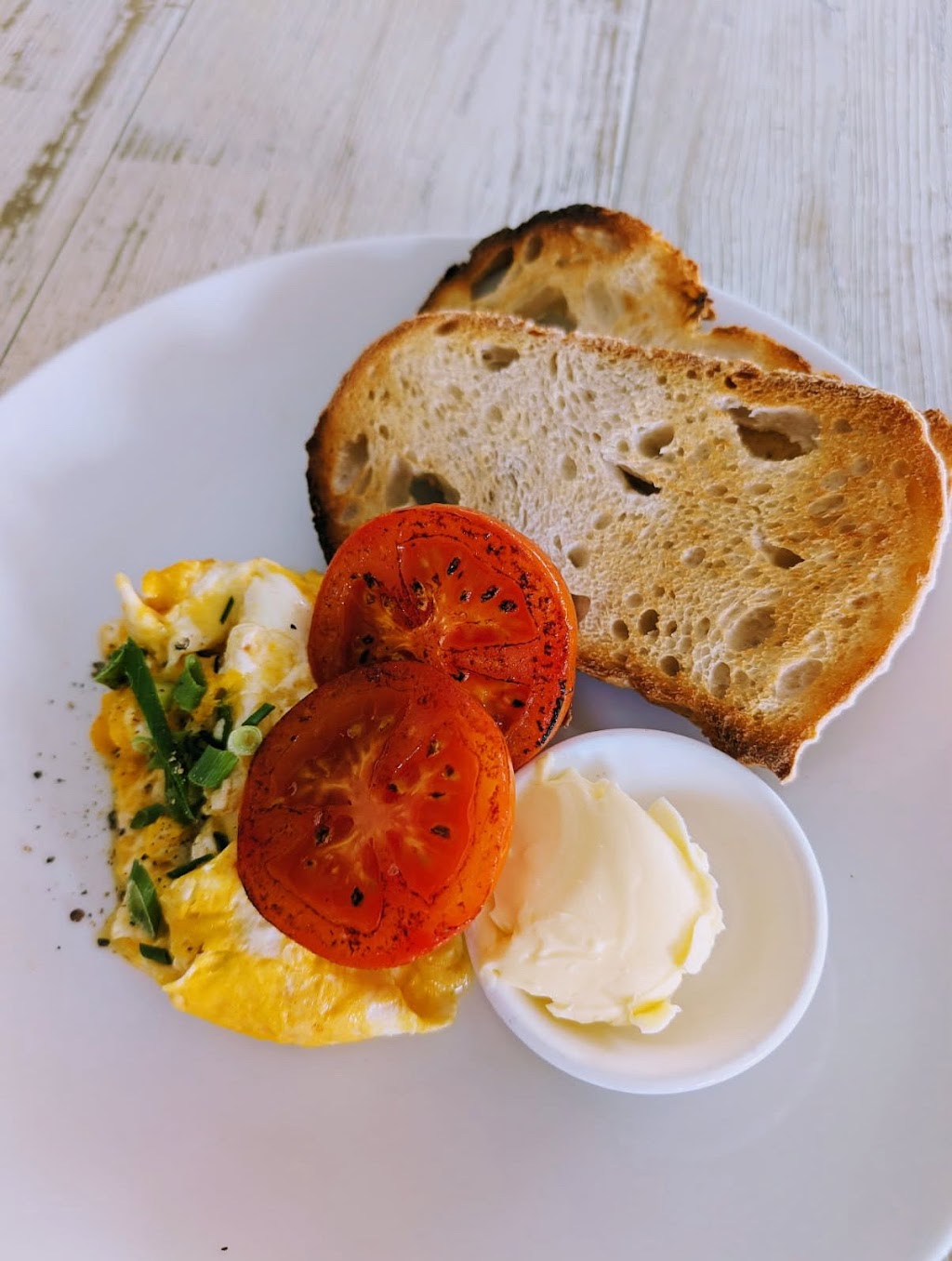 The Pavilion Lake Hume Restaurant & Bar | 1 Ray Welsh Dr, Lake Hume Village NSW 2640, Australia | Phone: (02) 6026 4444