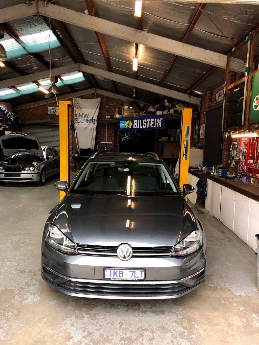 Trent McClure Automotive Service & Repair | 59 Fairbairn Pl, Kyneton VIC 3444, Australia | Phone: 0475 888 774