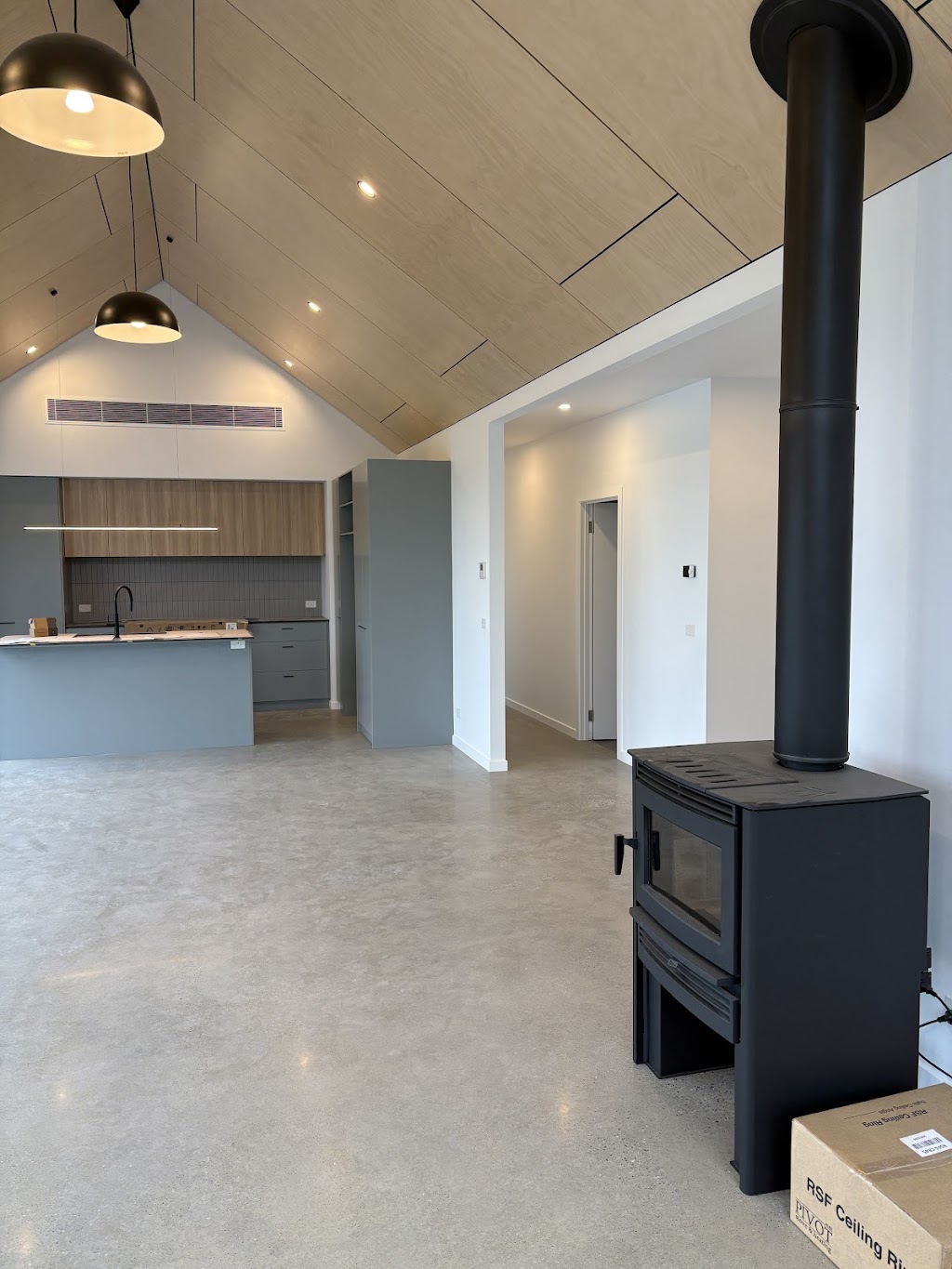 Murphy James Builders | 8 Marli Cl, Canadian VIC 3350, Australia | Phone: 0431 826 496