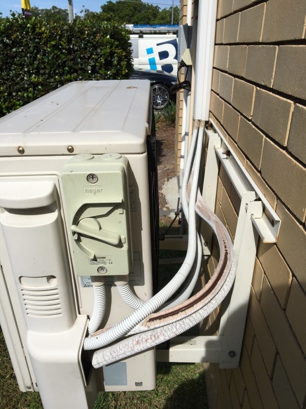 Ice Blast Air Conditioning and Electrical | electrician | 28 Dixon Dr, Pimpama QLD 4209, Australia | 1300134041 OR +61 1300 134 041