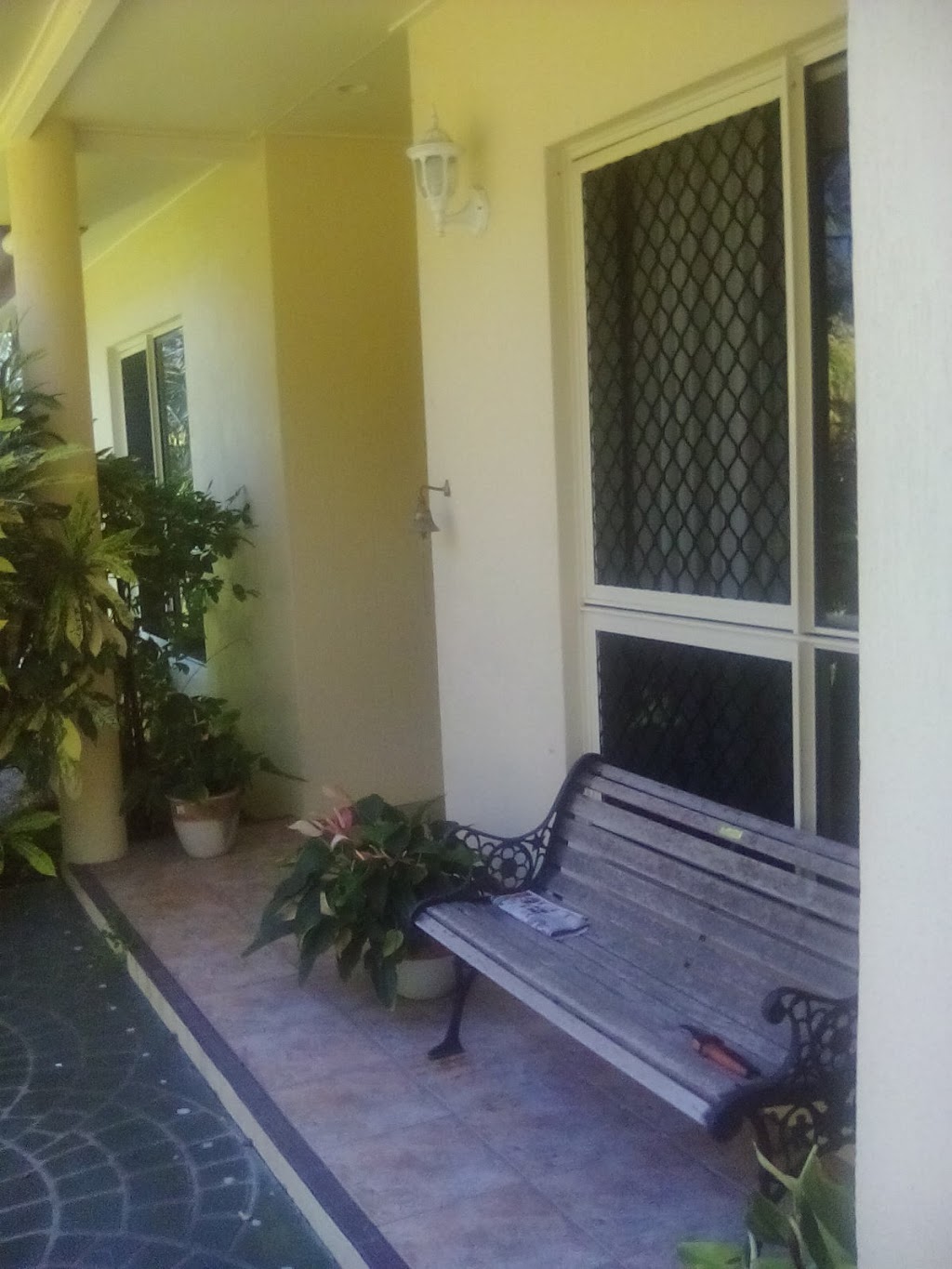 Home Complete Townsville | 14 Macadamia Ct, Bushland Beach QLD 4818, Australia | Phone: 0418 758 826