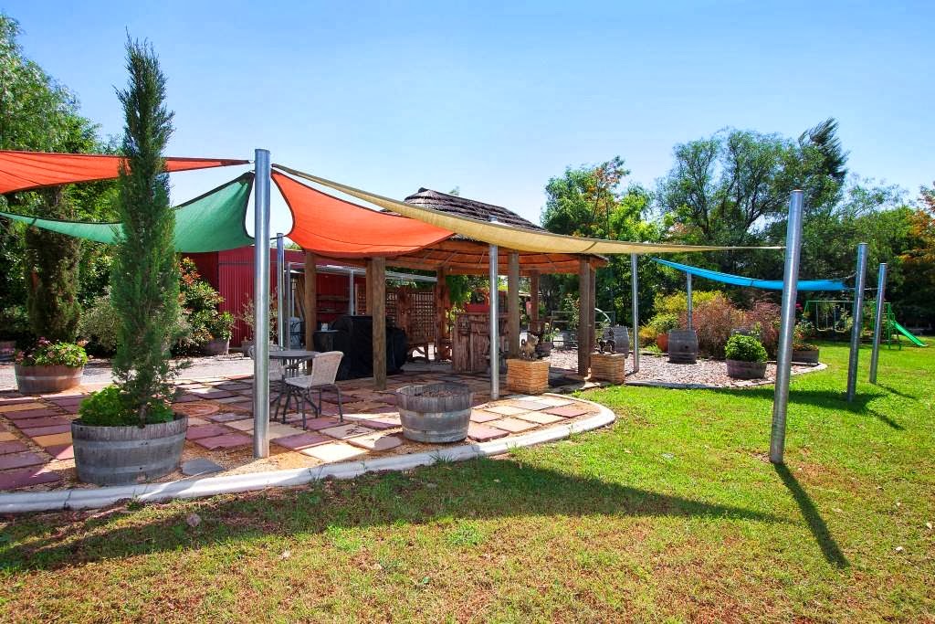 Ambleside Bed and Breakfast Manilla | 52 Rushes Creek Rd, Manilla NSW 2346, Australia | Phone: 0455 268 802