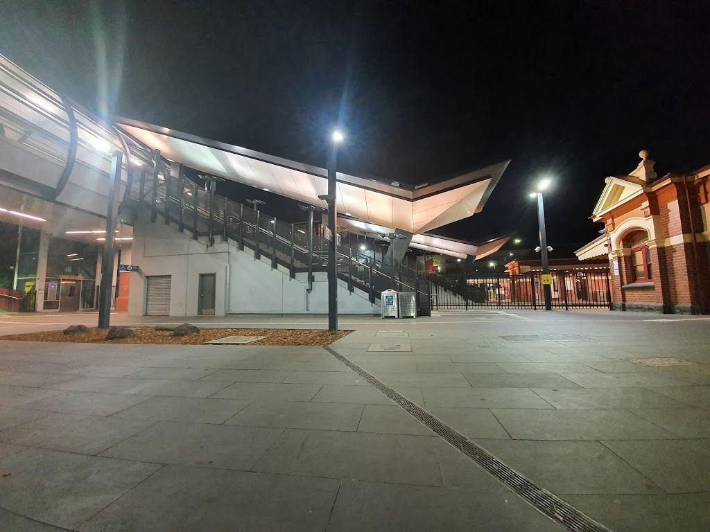 Footscray Station Car Park | 4 Hyde St, Footscray VIC 3011, Australia