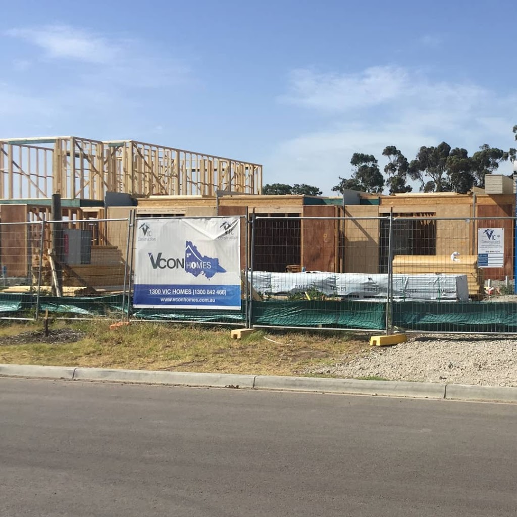 Vcon Homes Highlands Display - Masri | 39 Whitfield Cres, Craigieburn VIC 3064, Australia | Phone: 1300 800 188
