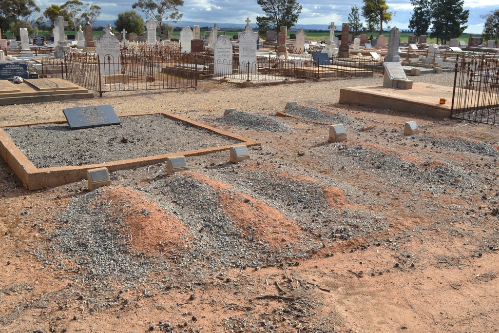 Blyth Cemetery | cemetery | 1202 Benbournie Rd, Blyth SA 5462, Australia