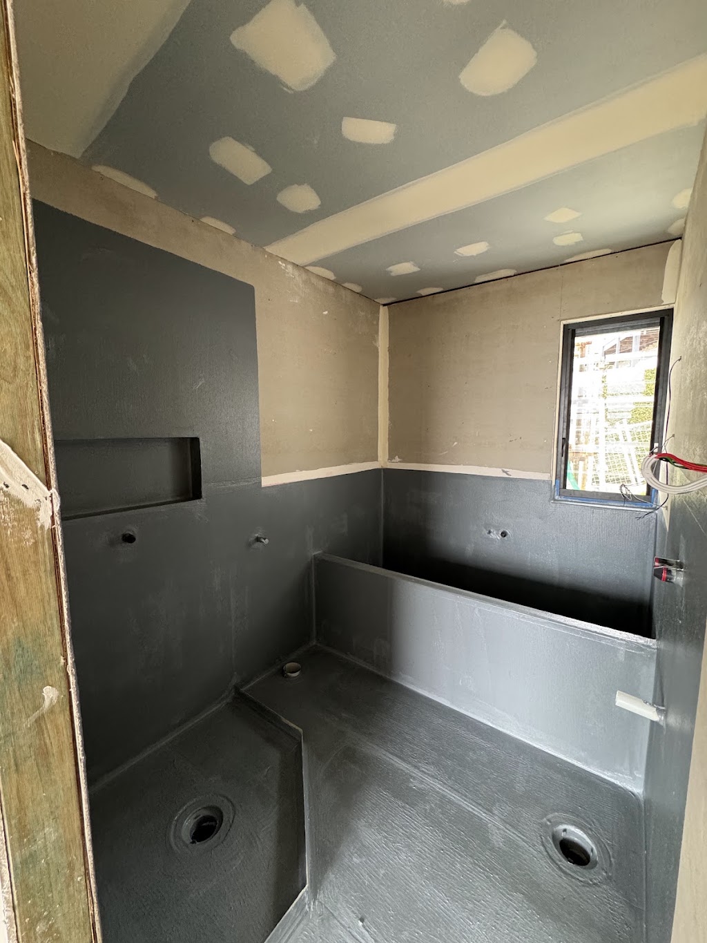 Adzseal Waterproofing Pty Ltd | 72 Fanflower Ave, Denham Court NSW 2565, Australia | Phone: 0405 304 658