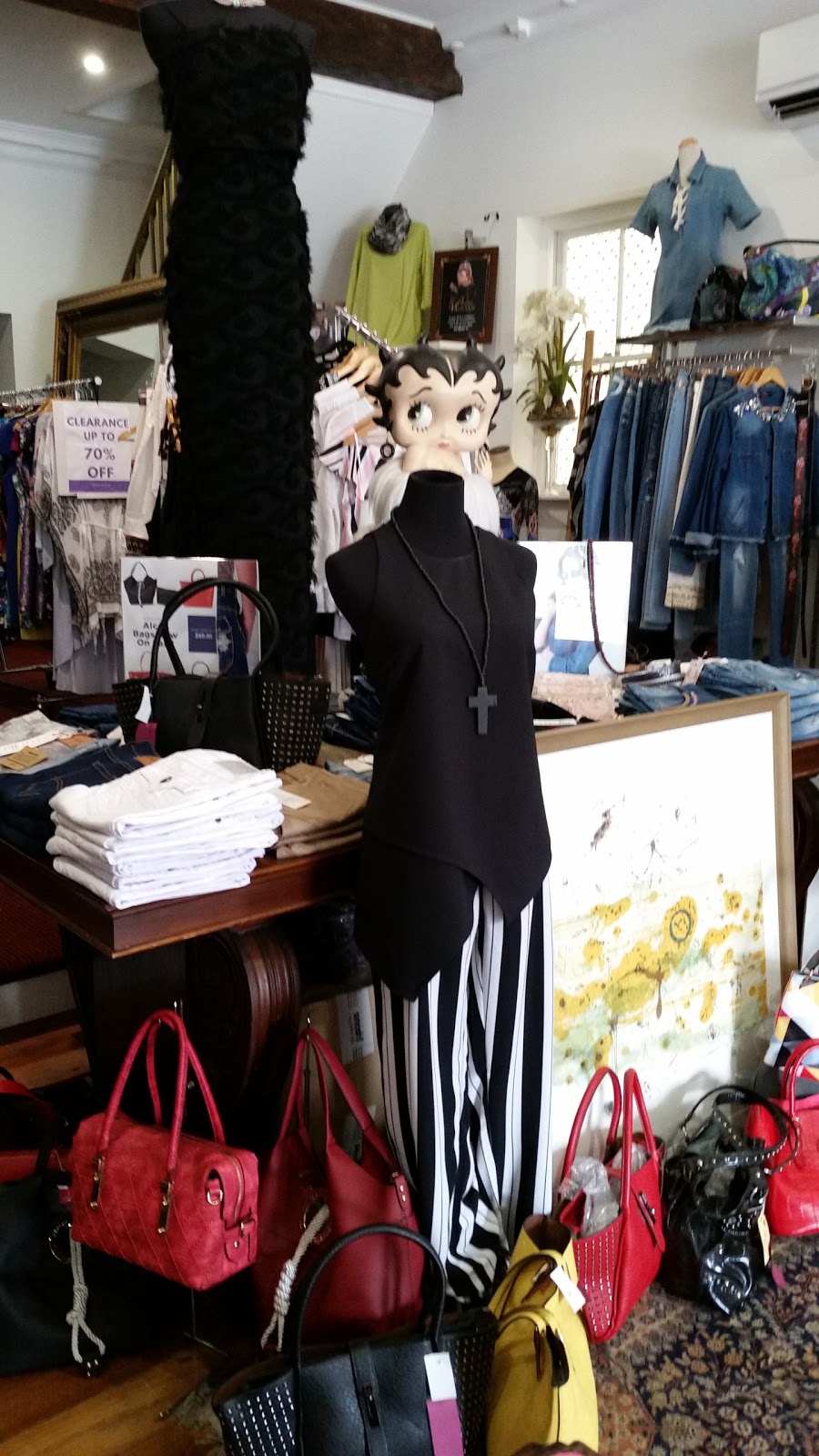 Princess Bazaar | clothing store | 163 Swan St., Morpeth NSW 2321, Australia | 0249330455 OR +61 2 4933 0455