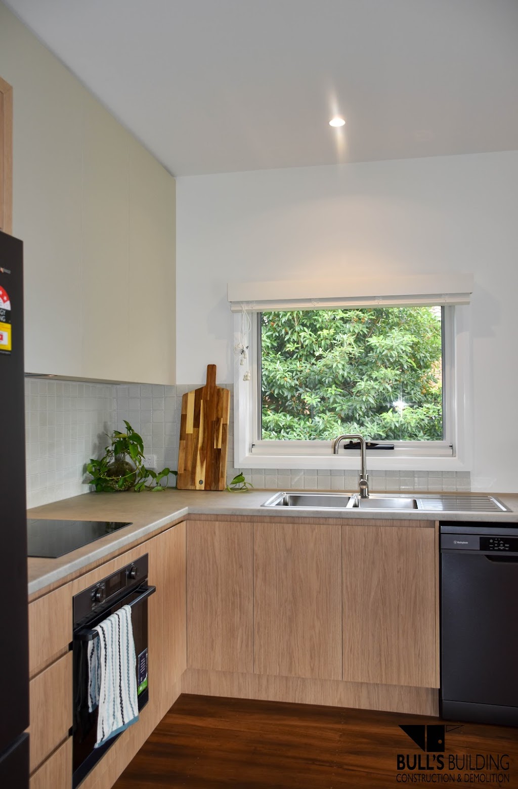 Bulls Building Construction & Demolition | 68 Songlark St, Bermagui NSW 2546, Australia | Phone: 0488 676 484