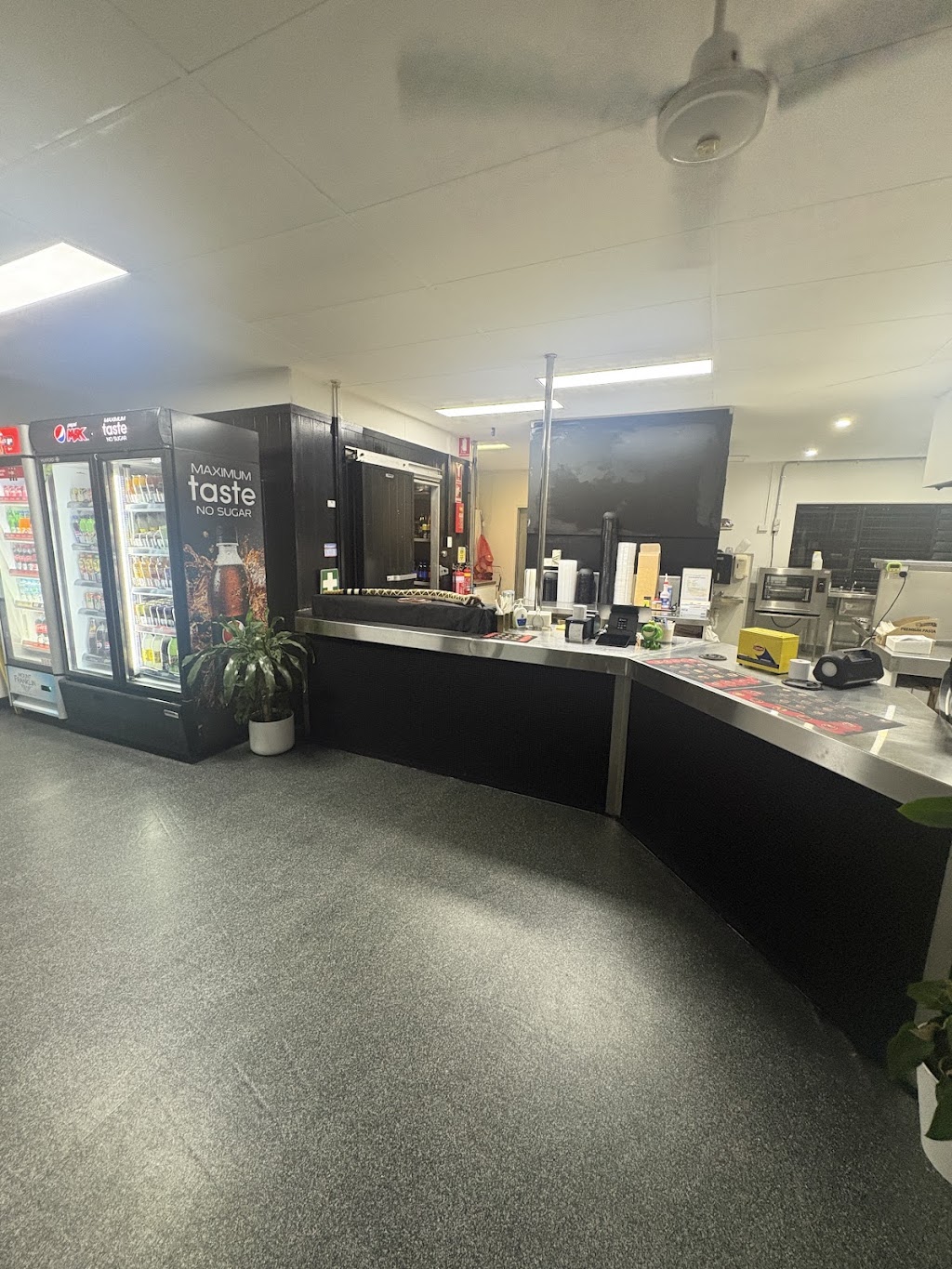 Cobra Bite Asian + Noodle | Unit 4-6/1 Regina Ave, Ningi QLD 4511, Australia | Phone: 0485 556 189