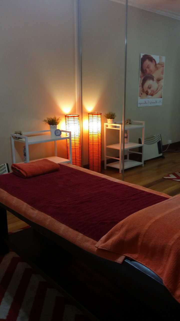 FLO Massage Laverton, Hoppers Crossing, Point Cook, Williams Lan | health | 25 Triholm Ave, Laverton VIC 3028, Australia