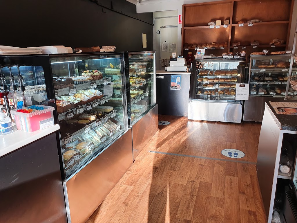 Crust Bakery | bakery | Mountain Creek QLD 4557, Australia | 0754448004 OR +61 7 5444 8004