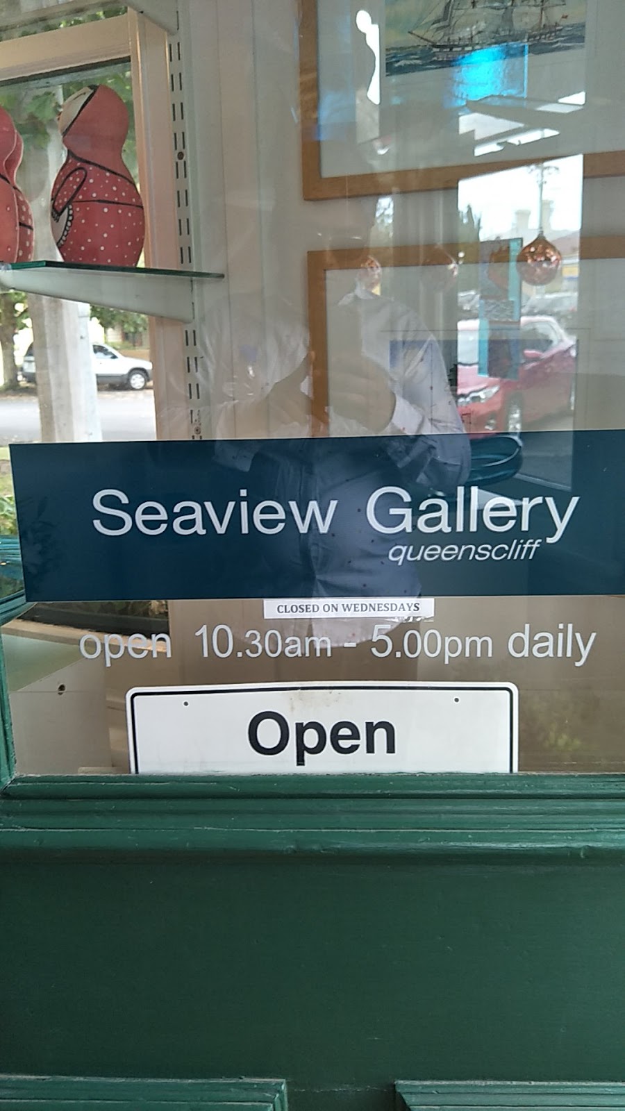 Seaview Gallery | art gallery | 86 Hesse St, Queenscliff VIC 3225, Australia | 0352583645 OR +61 3 5258 3645