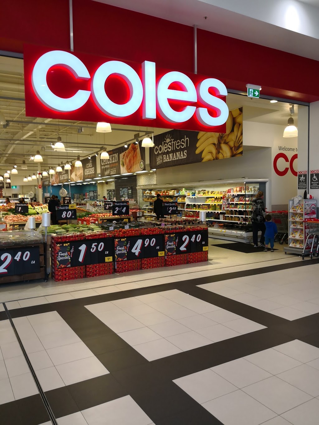 Coles North Armadale | supermarket | Champion Drive Shopping Centre, Champion Dr, Armadale WA 6112, Australia | 0893998011 OR +61 8 9399 8011