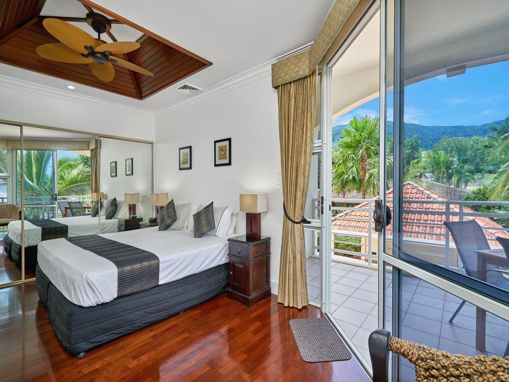 Villa Beach Palm Cove | lodging | 85-87 Upolu Esplanade, Clifton Beach QLD 4879, Australia | 0883111196 OR +61 8 8311 1196