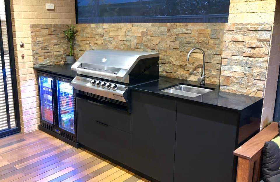 Kitchens WA | 172 Greenlands Rd, Pinjarra WA 6208, Australia | Phone: 0422 028 375