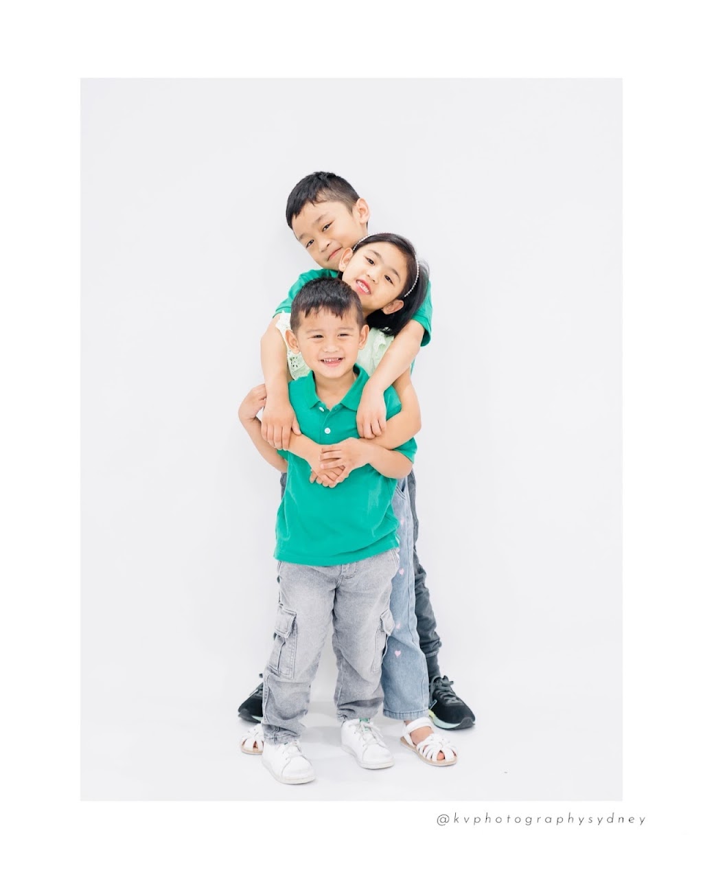 KV Photography Sydney | 135 Spitfire Dr, Raby NSW 2566, Australia | Phone: 0452 472 319