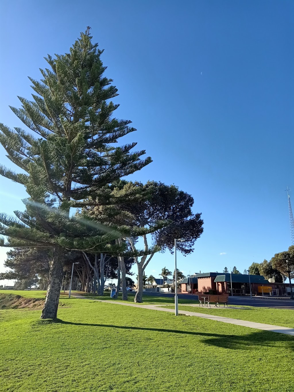Thevenard Sports Club | Thevenard SA 5690, Australia | Phone: (08) 8625 2356