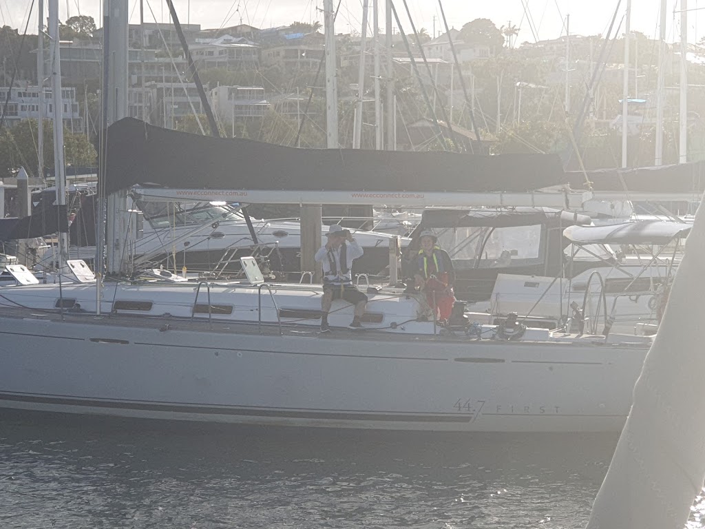 Sail Away Yacht Charters | 179 Wynnum Esplanade, Wynnum QLD 4178, Australia | Phone: 0419 444 041