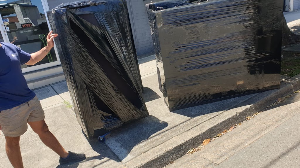 LAWRENCE REMOVALS | 500 Moss Vale Rd, Bowral NSW 2576, Australia | Phone: (02) 8764 7000