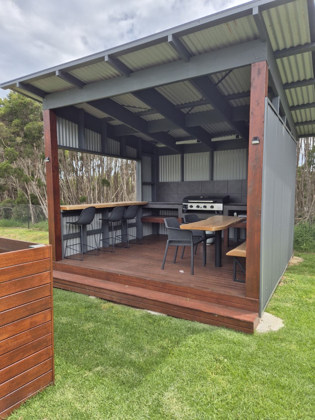 The Gap Retreat | 135 Gap Rd, Cowes VIC 3922, Australia | Phone: 0409 794 337