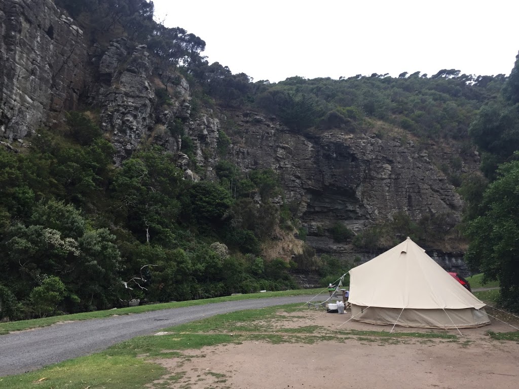 Twilight Glamping | 4/12 Castles Dr, Torquay VIC 3228, Australia | Phone: (03) 7036 3335