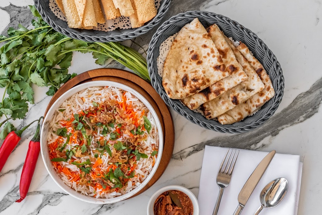 Garlic Clove Indian Restaurant | Shop 15A/37 Eggersdorf Rd, Ormeau QLD 4208, Australia | Phone: (07) 5546 6040