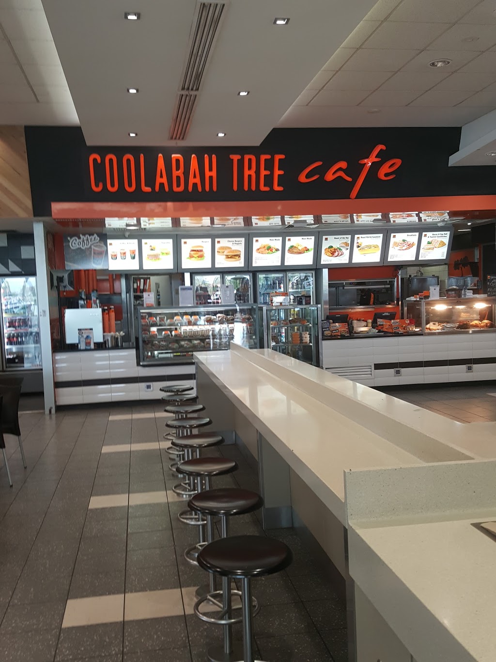 Coolabah Tree Cafe | cafe | BP Travel Centre M1 Southbound &, Service Rd, Stapylton QLD 4207, Australia | 0738077357 OR +61 7 3807 7357