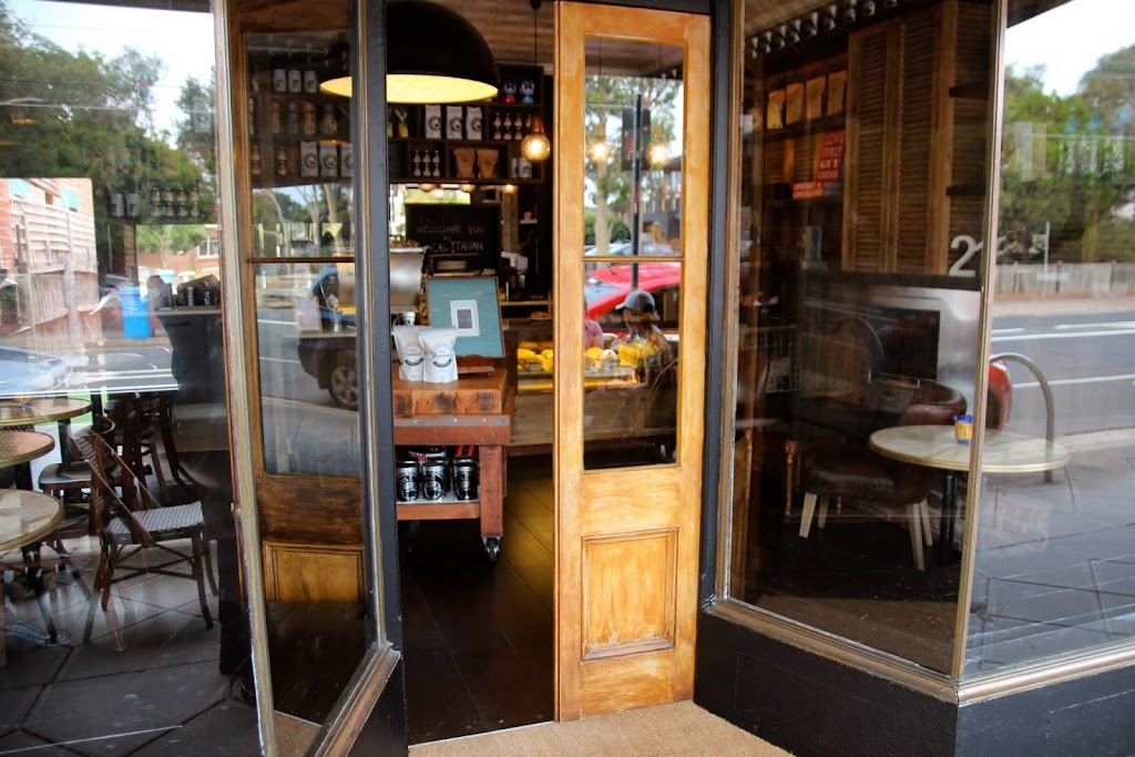 Cafe Local Italian | 216 Bluff Rd, Sandringham VIC 3191, Australia | Phone: (03) 9598 8632