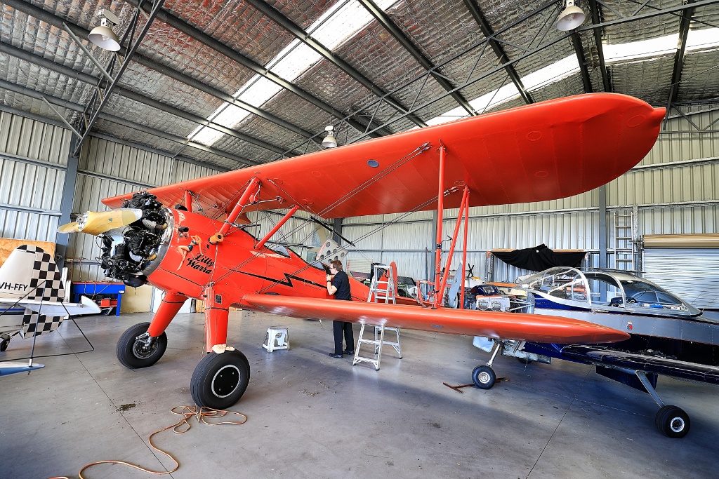 Southern Biplane Adventures | airport | 32 Airport Rd, Albion Park Rail NSW 2527, Australia | 0242579440 OR +61 2 4257 9440