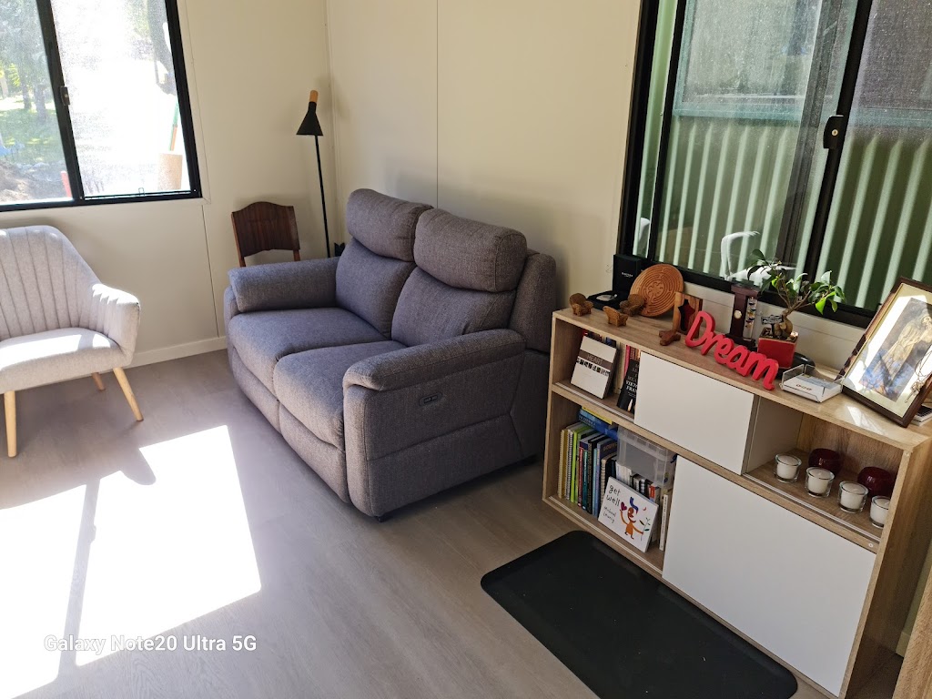 Living Well Regardless | 5 Valley View Dr, Meringandan West QLD 4352, Australia | Phone: 0427 150 445