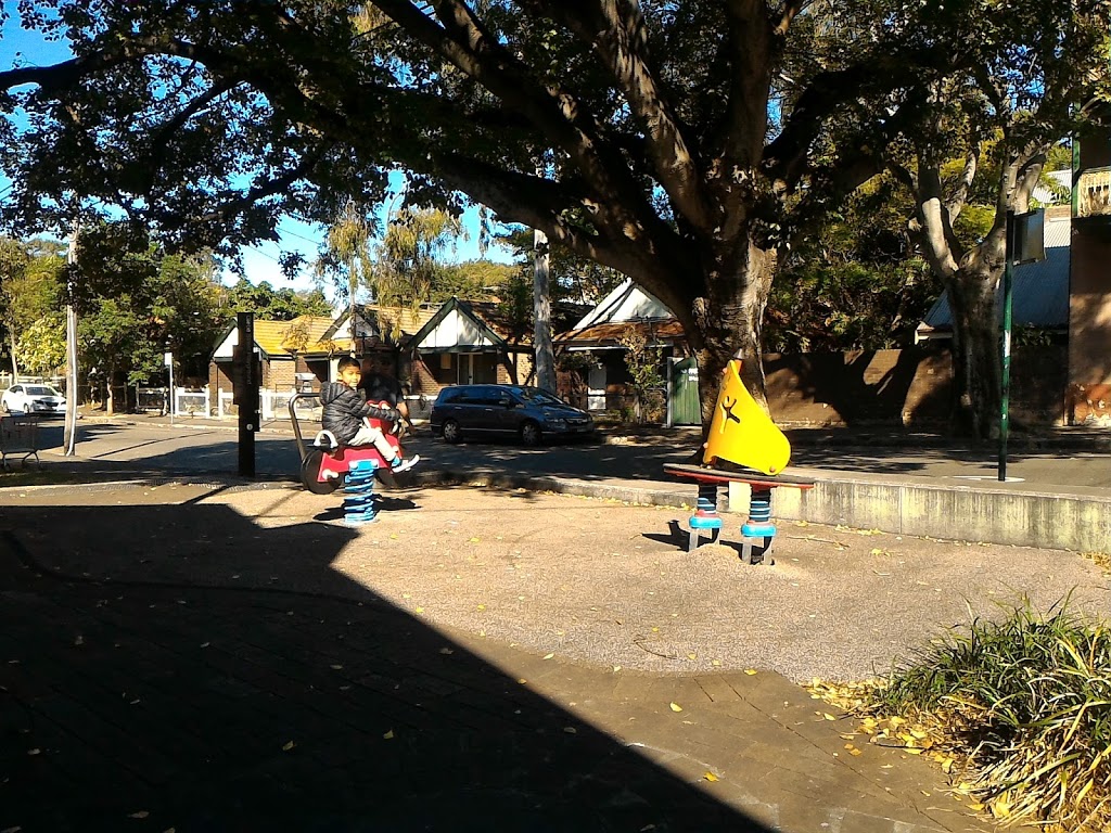Glebe Street Playground | park | 98 Glebe St, Glebe NSW 2037, Australia | 0292659333 OR +61 2 9265 9333