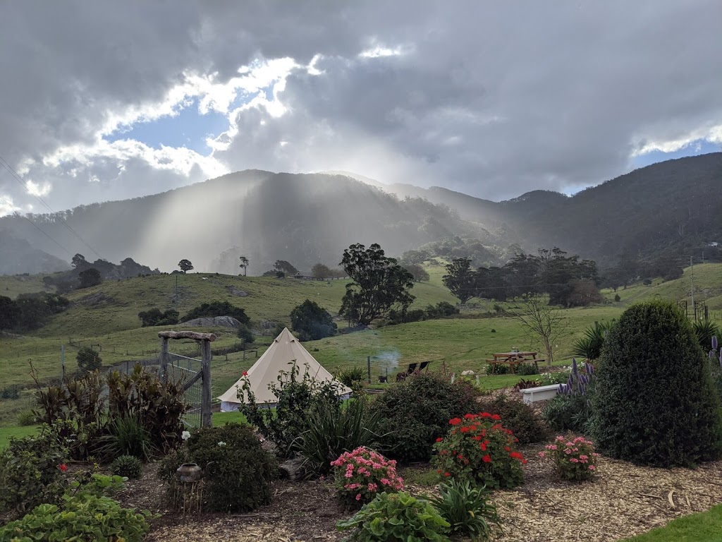 Mountain View Farm Tilba Wedding venue | 11 Mount Dromedary Trail, Tilba Tilba NSW 2546, Australia | Phone: (02) 4473 7179