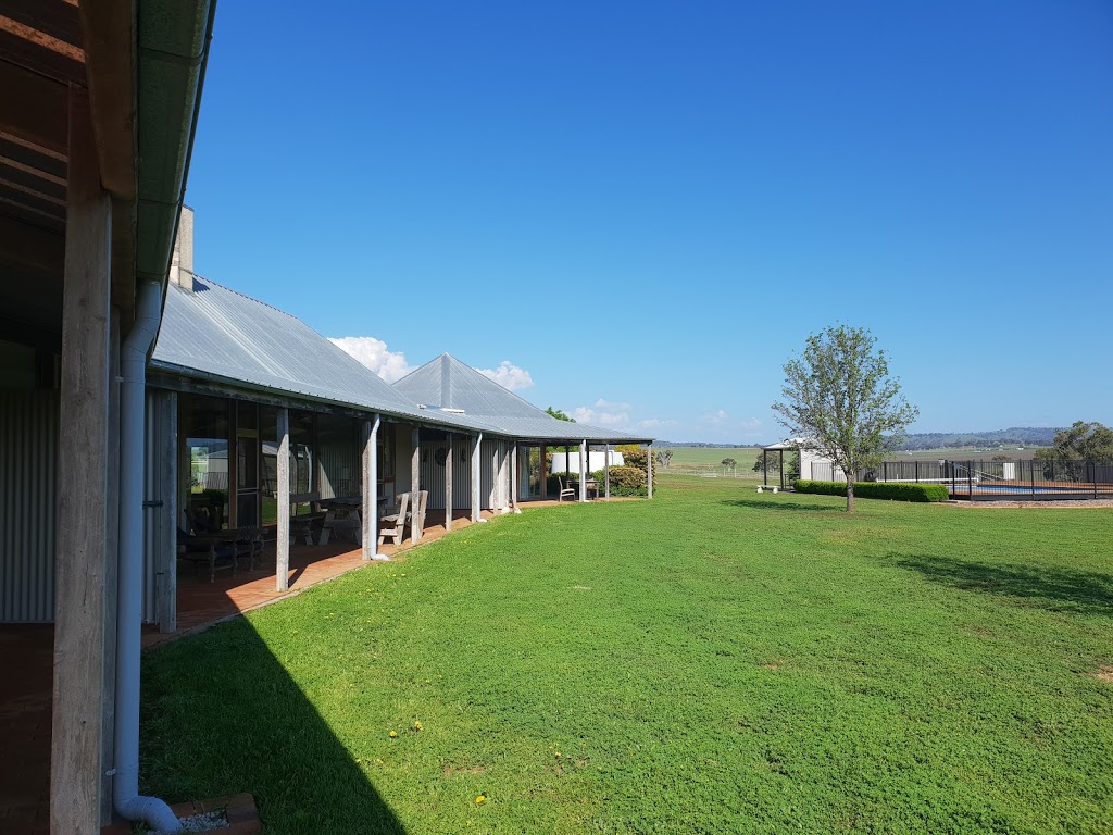 Owl Head Lodge | 241 Bergalin Rd, Gulgong NSW 2852, Australia | Phone: 0473 742 744