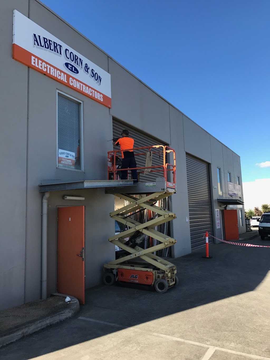 Albert Corn & Son Electrical | electrician | 1/10-14 Capital Dr, Grovedale VIC 3216, Australia | 0352457727 OR +61 3 5245 7727
