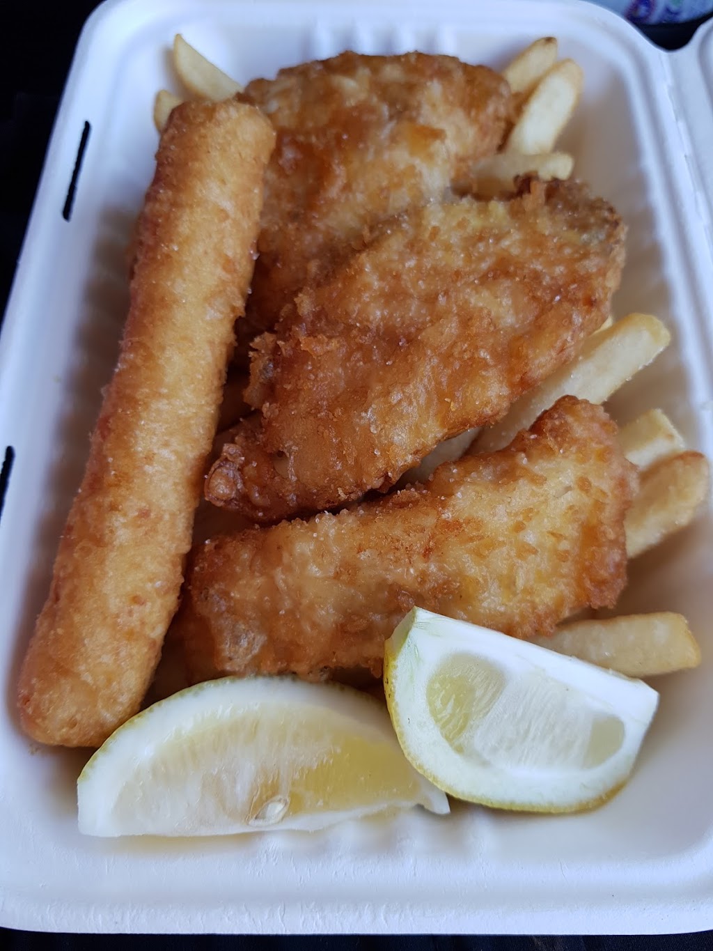 Peaceful Bay Fish & Chips | restaurant | 10 East Ave, Peaceful Bay WA 6333, Australia | 0898408060 OR +61 8 9840 8060