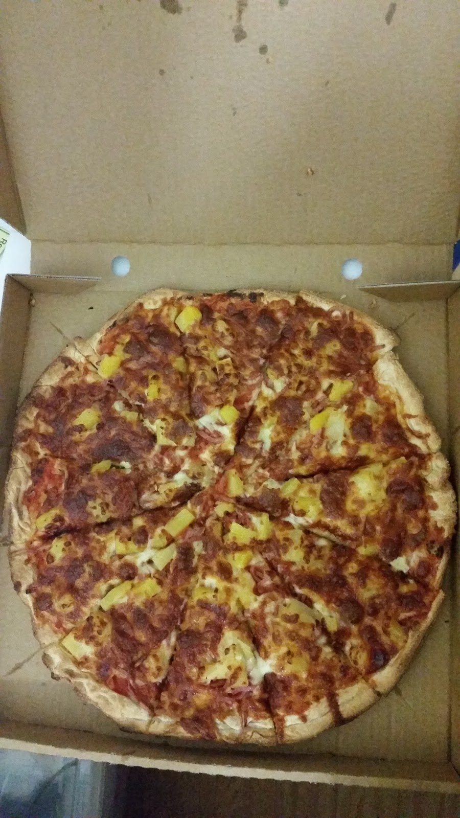 Vinnys Pizza | meal takeaway | 620 Mountain Hwy, Bayswater VIC 3153, Australia | 0397290166 OR +61 3 9729 0166