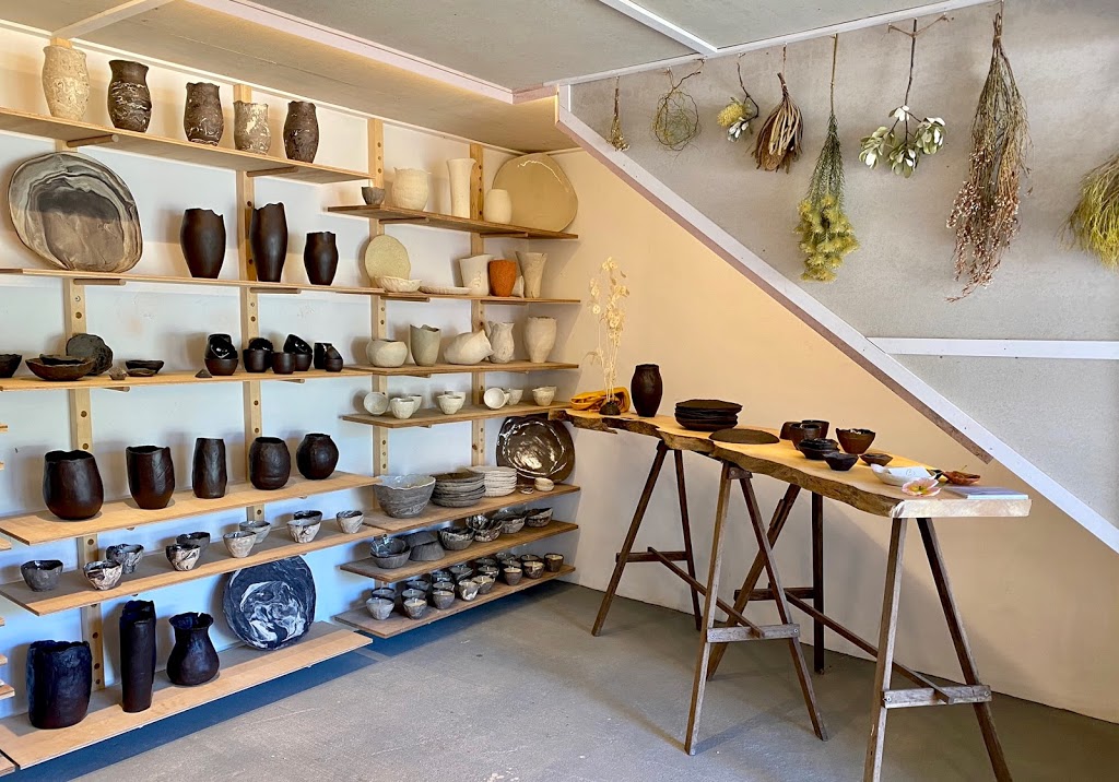 Bianca Pintan - Be Ceramics Art | Opposite to, 5 Evans St, Byron Bay NSW 2481, Australia | Phone: 0423 930 811