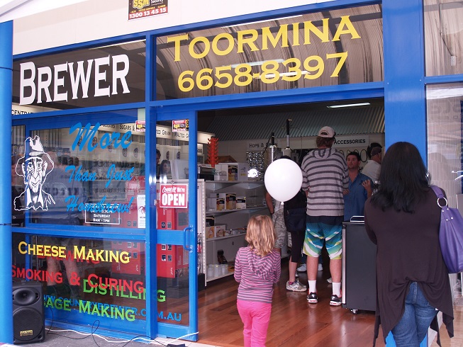 The Country Brewer Toormina | store | 8/1-3 Hi-Tech Dr, Toormina NSW 2452, Australia | 0266588397 OR +61 2 6658 8397