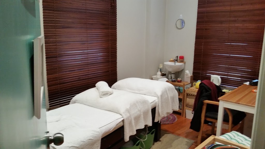 Kirsten Hill Naturopathy - Remedial Massage, Clinical Nutritioni | Level 1/287/289 King St, Newtown NSW 2042, Australia | Phone: 0403 390 711