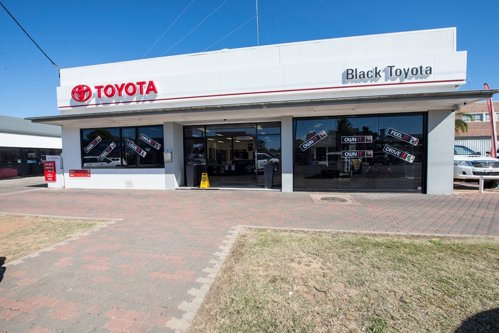 Black Toyota | car dealer | 73/75 Charles St, Roma QLD 4455, Australia | 0746242400 OR +61 7 4624 2400