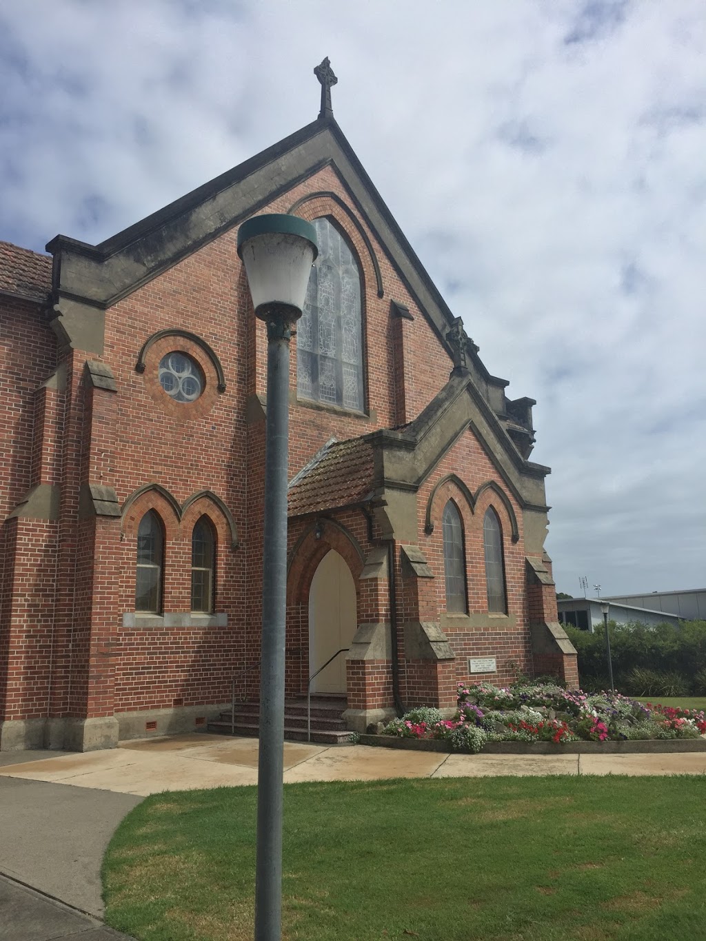 Macleay Valley Parish Catholic Church | church | 52-58 Marsh St, Kempsey NSW 2440, Australia | 0265625182 OR +61 2 6562 5182